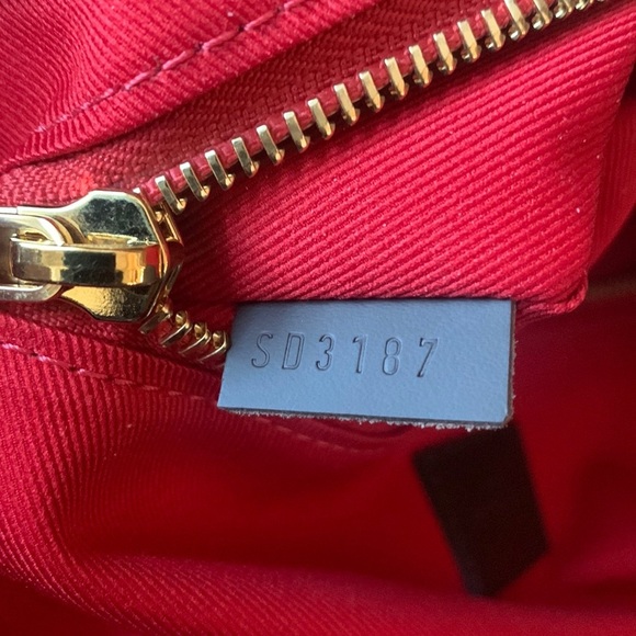 LOUIS VUITTON Graceful PM Damier Ebene Shoulder Bag it’s like new - Picture 8 of 13